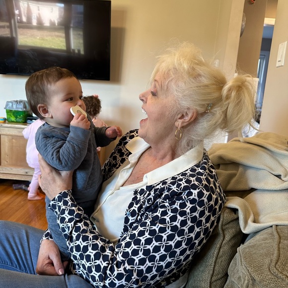 Meet your Posher, Diane - Picture 1 of 1